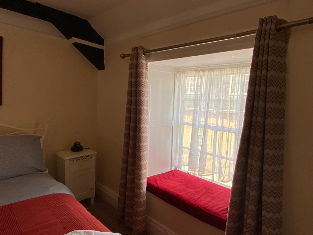 The Durbeyfield Guest House Уест Бей Екстериор снимка